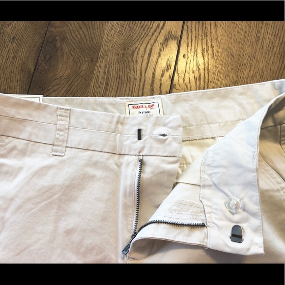 Khakis by GAP - Picture 4 of 5